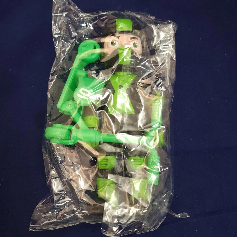 Ben 10 Rustbuggy Ben Action Figure w/ Racing Scooter 5" 2018 Cartoon Network New